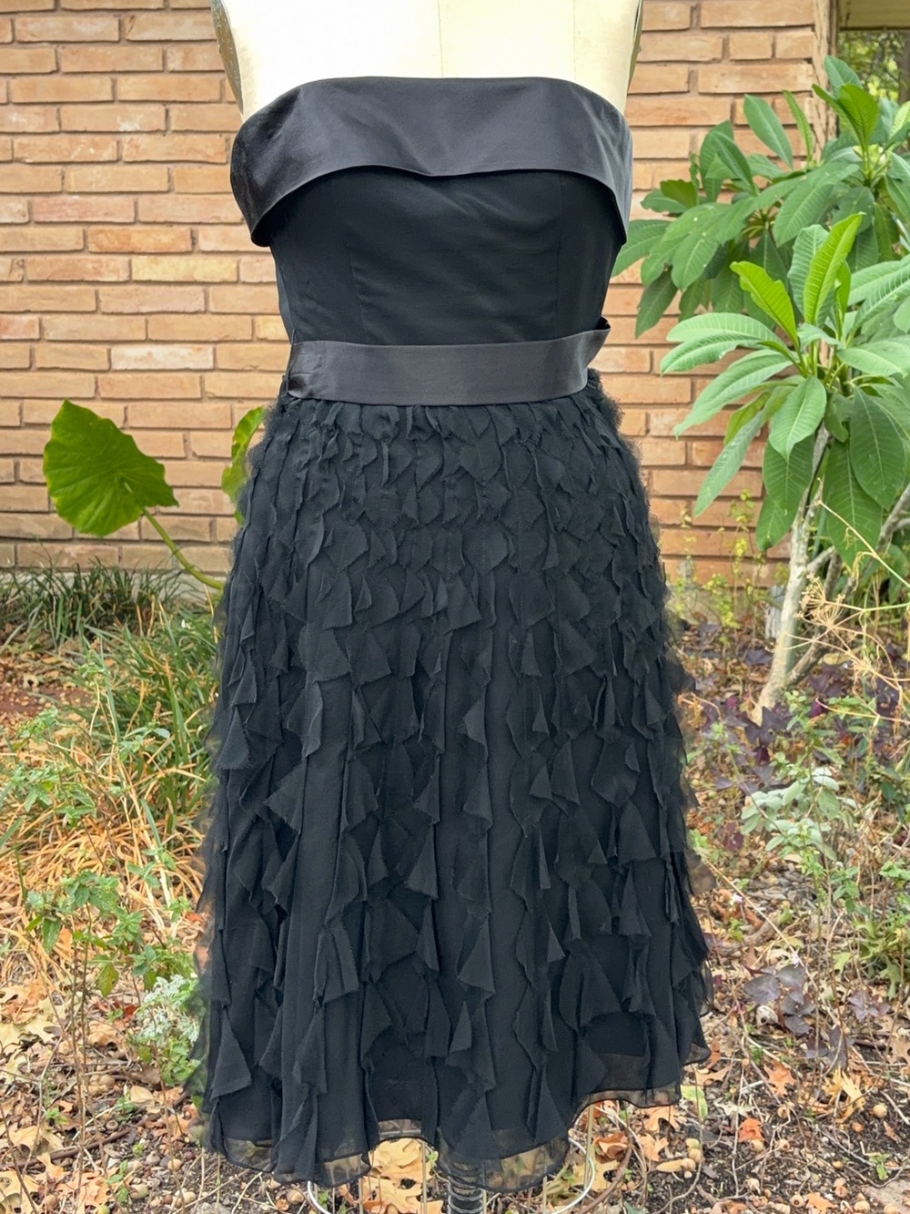 WHBM Vintage Y2K Black Silk Chiffon Strapless Ruffle Cocktail Dress Boned Bodice